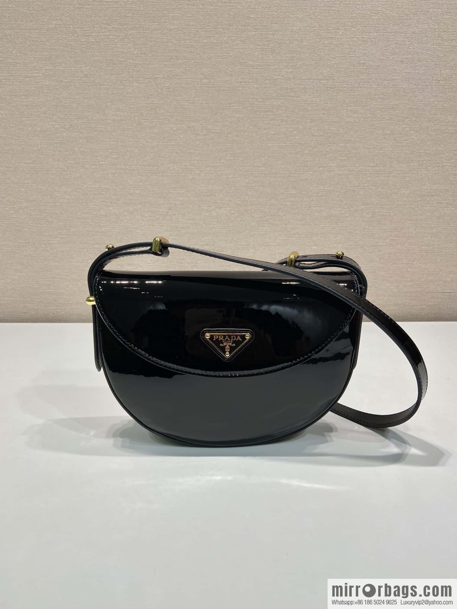 PRADA 🎉 new saddle bag 🎉 1BA349 patent leather 🎉🎉 black