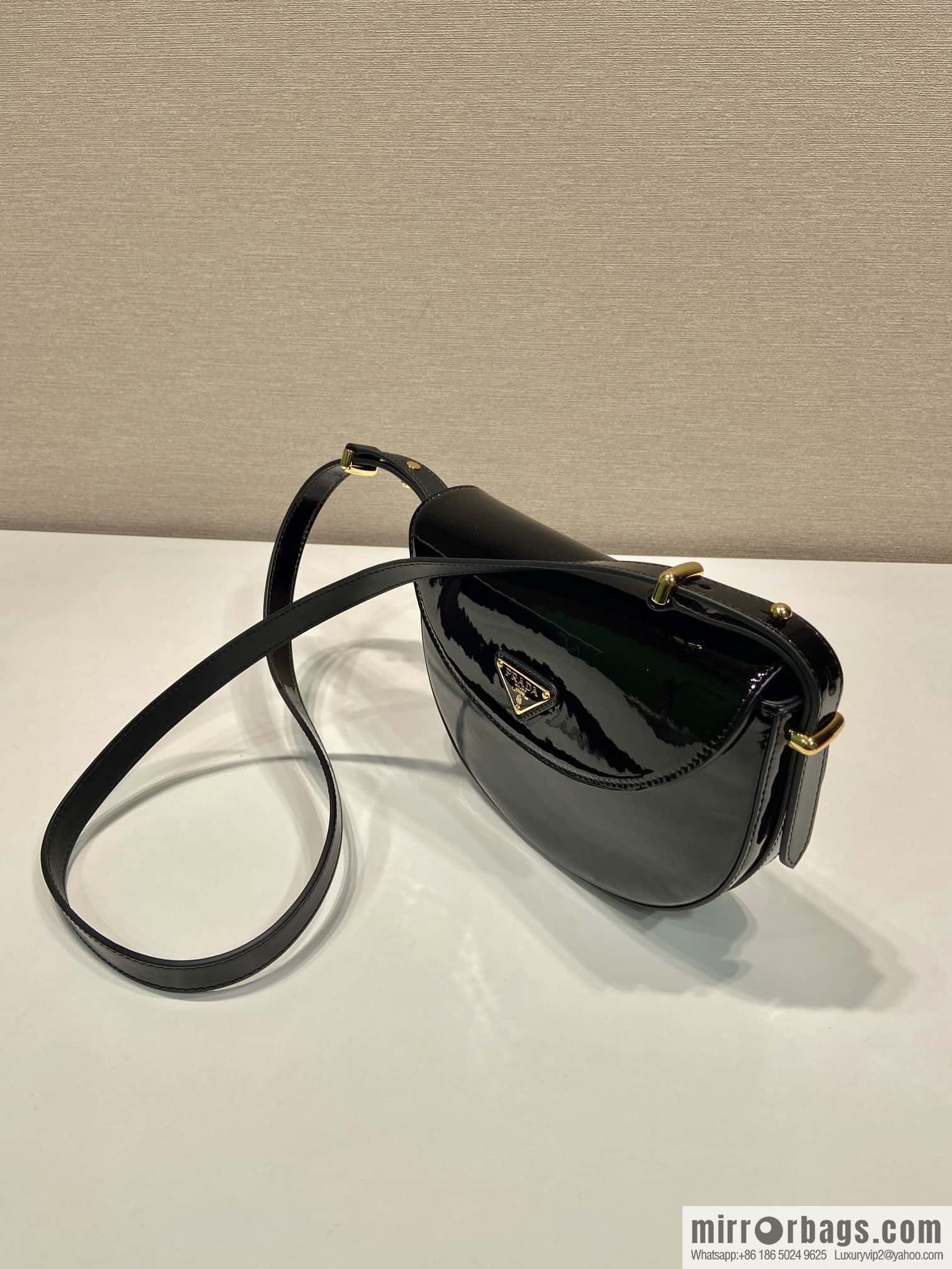 PRADA 🎉 new saddle bag 🎉 1BA349 patent leather 🎉🎉 black