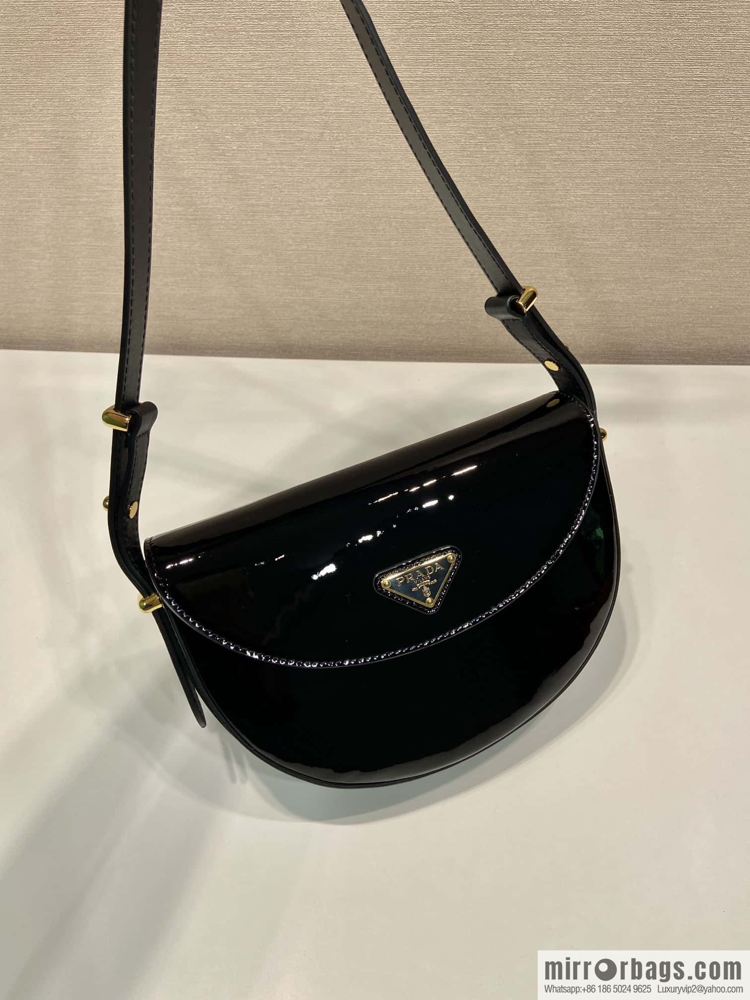 PRADA 🎉 new saddle bag 🎉 1BA349 patent leather 🎉🎉 black