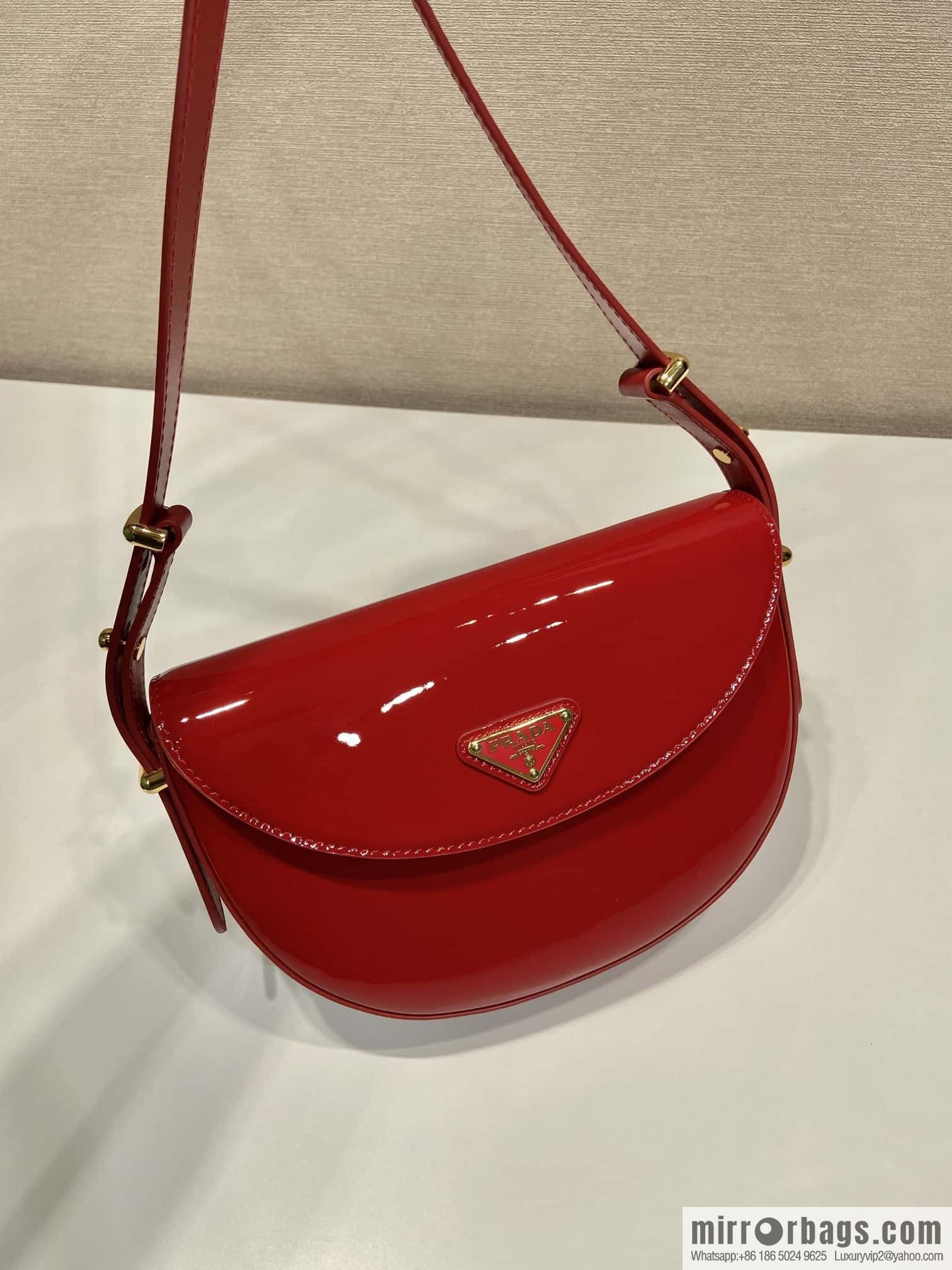 PRADA 🎉 new saddle bag 🎉 1BA349 patent leather 🎉🎉 red