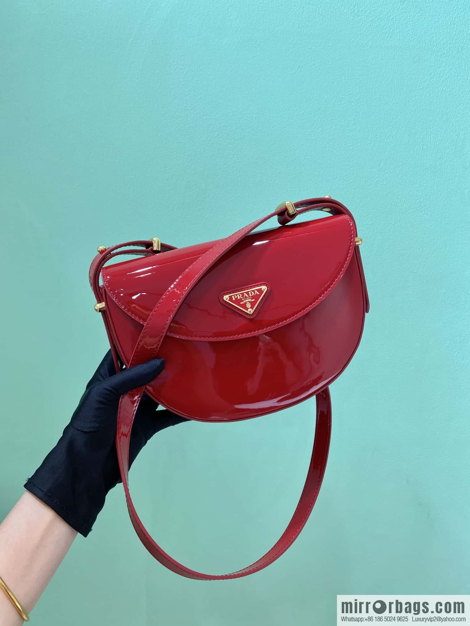 PRADA 🎉 new saddle bag 🎉 1BA349 patent leather 🎉🎉 red