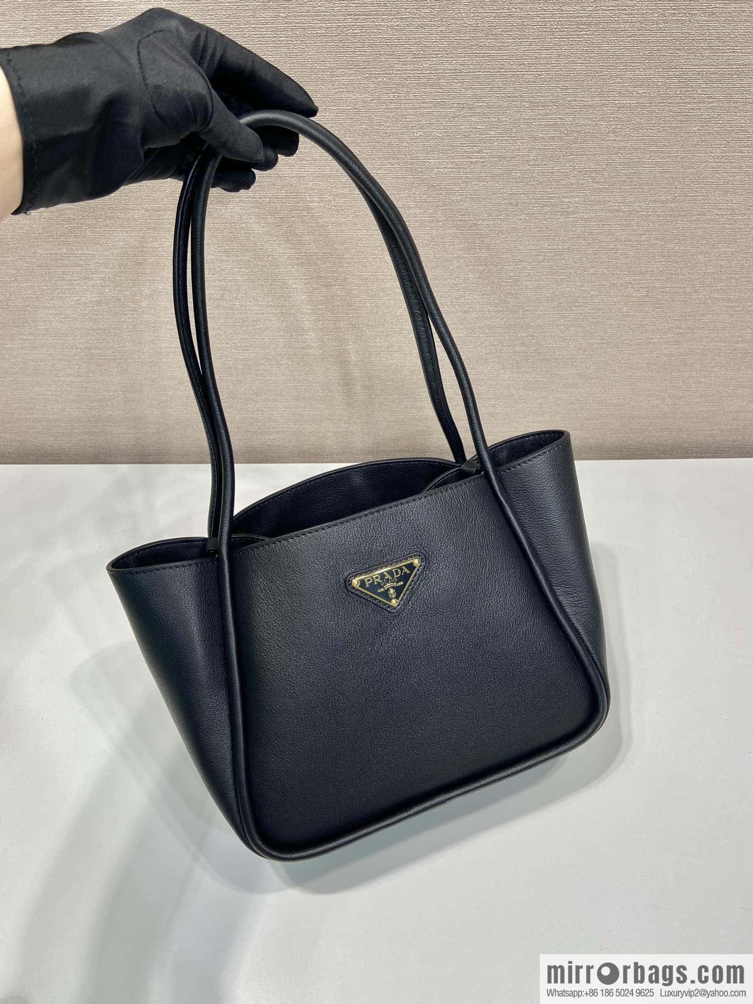 PRADA 🎉 new 🎉 1BG539 shoulder 🎉🎉 black