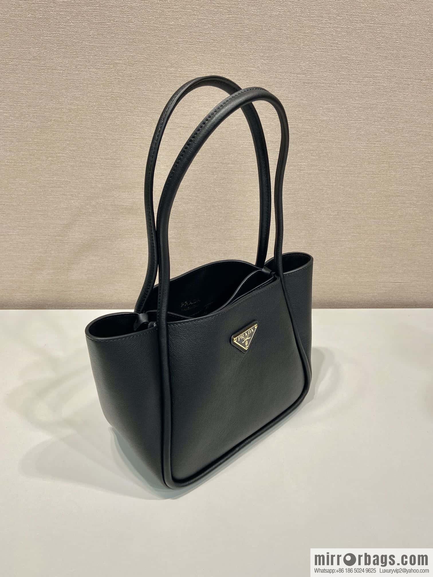 PRADA 🎉 new 🎉 1BG539 shoulder 🎉🎉 black