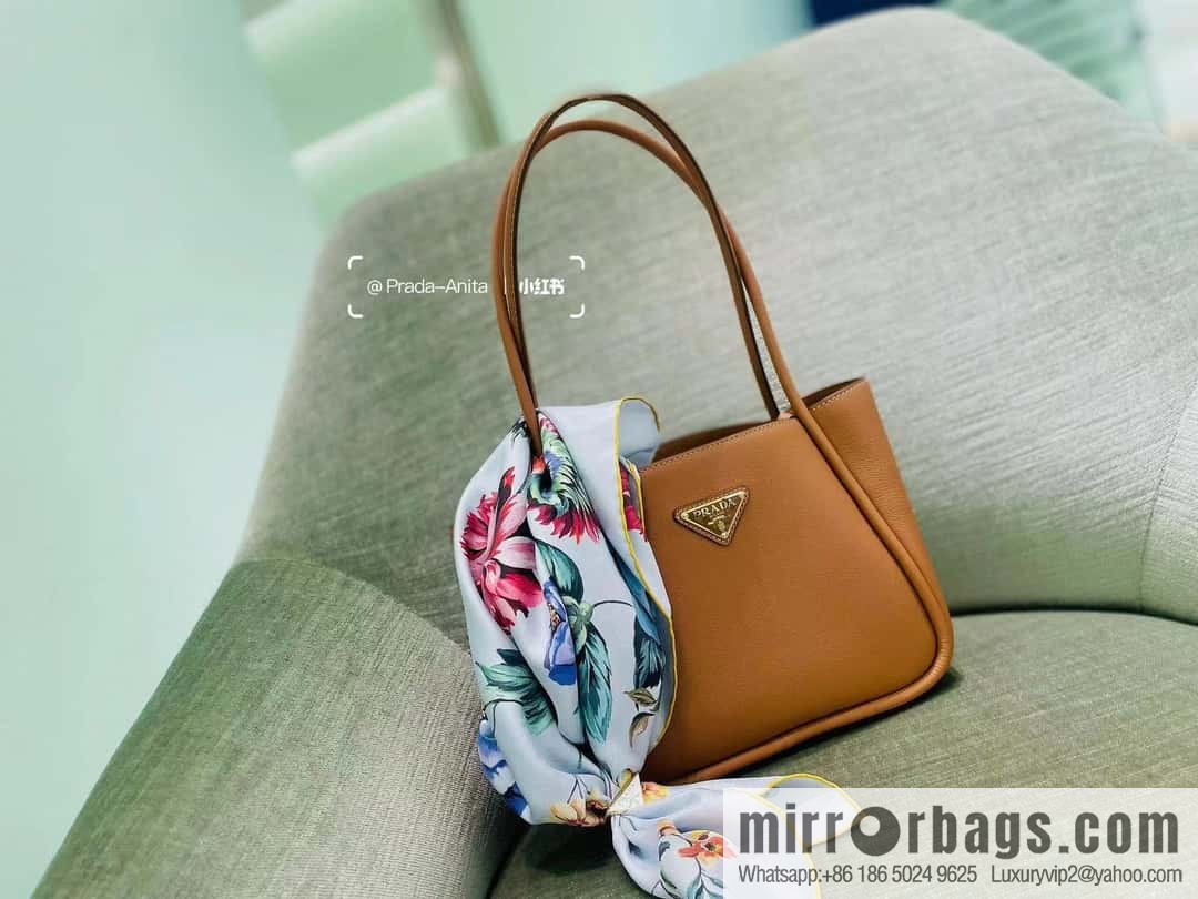 PRADA 🎉 new 🎉 1BG539 shoulder 🎉🎉 brown