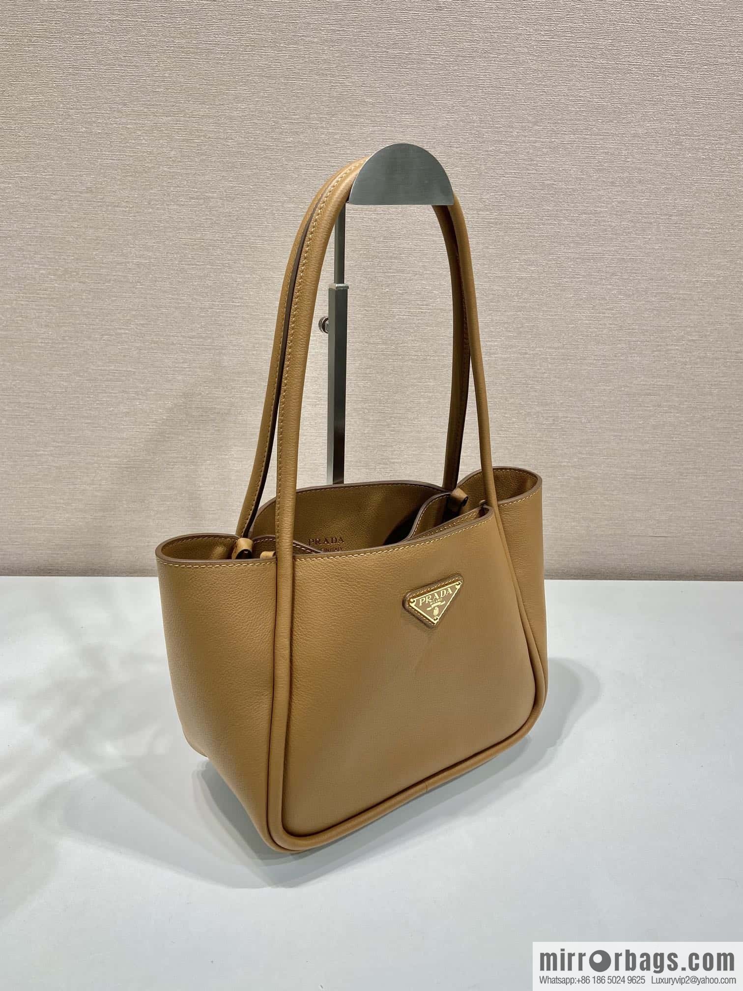 PRADA 🎉 new 🎉 1BG539 shoulder 🎉🎉 brown
