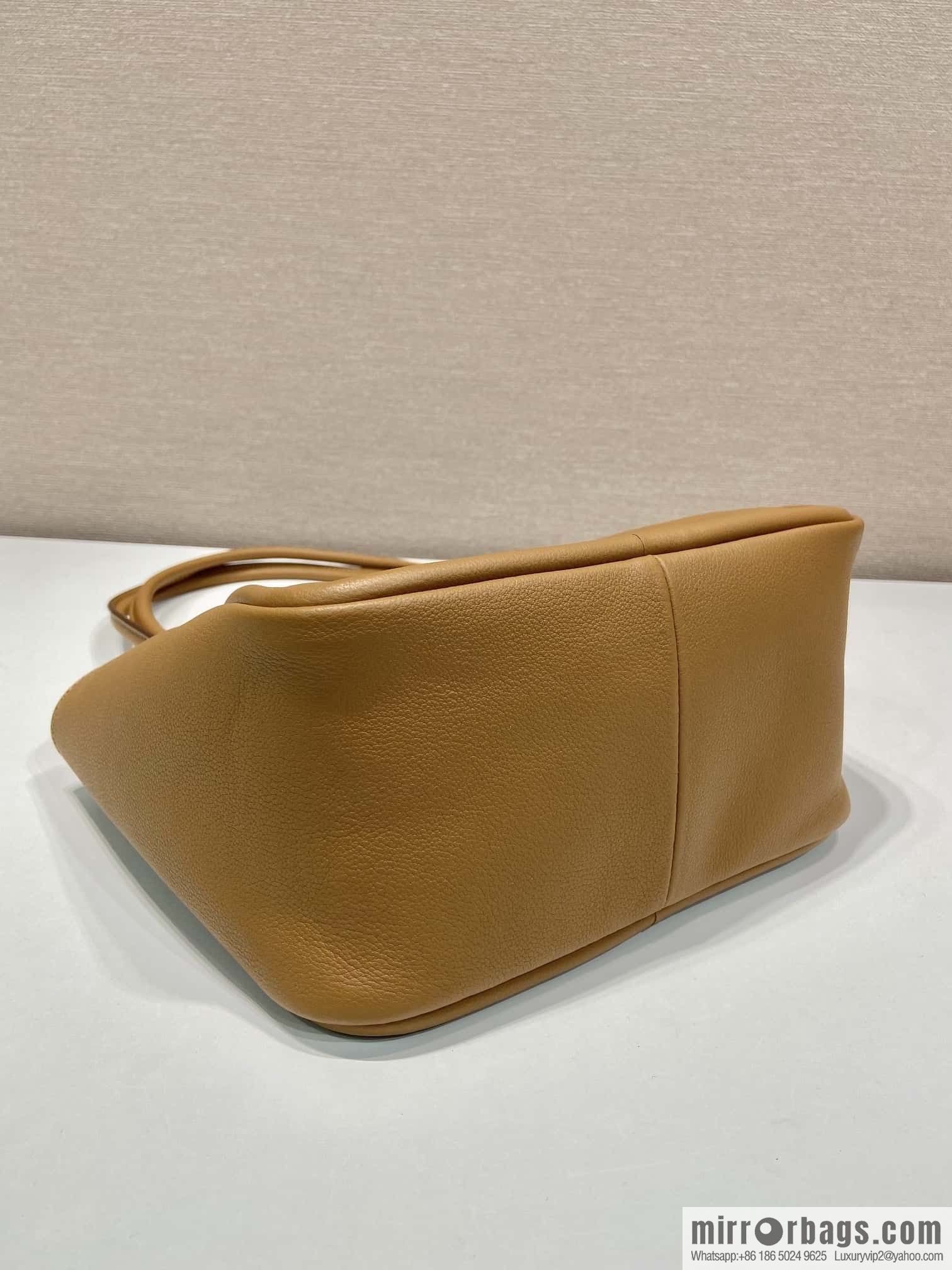 PRADA 🎉 new 🎉 1BG539 shoulder 🎉🎉 brown