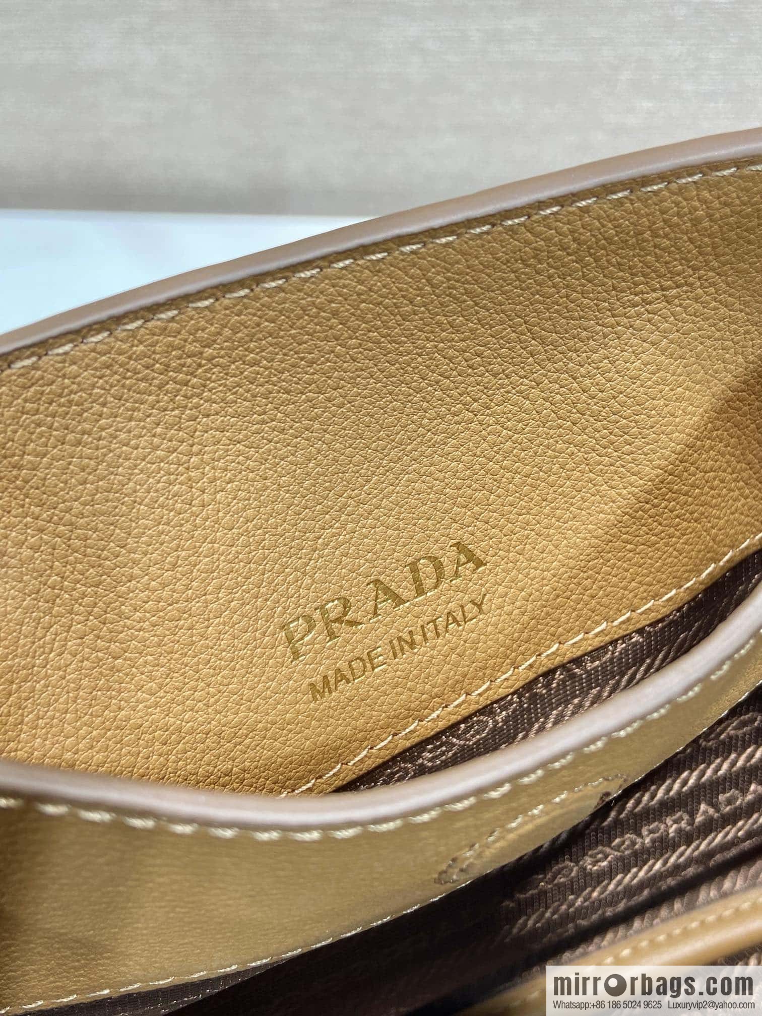 PRADA 🎉 new 🎉 1BG539 shoulder 🎉🎉 brown