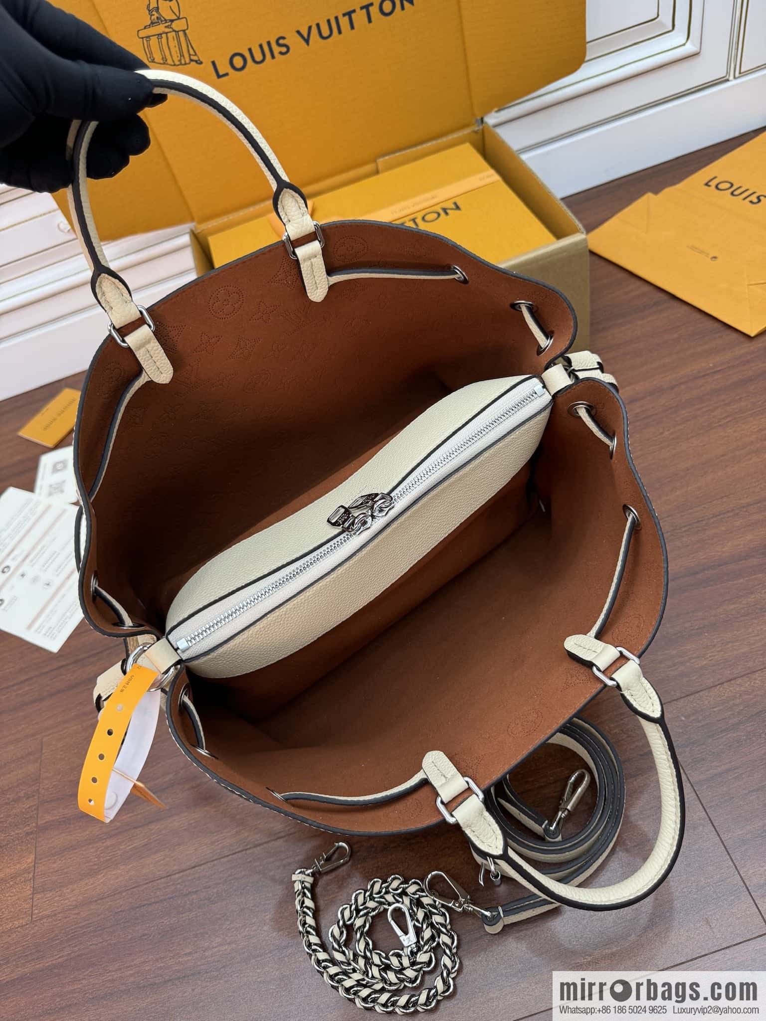 LV M59203 BELLA TOTE handbag