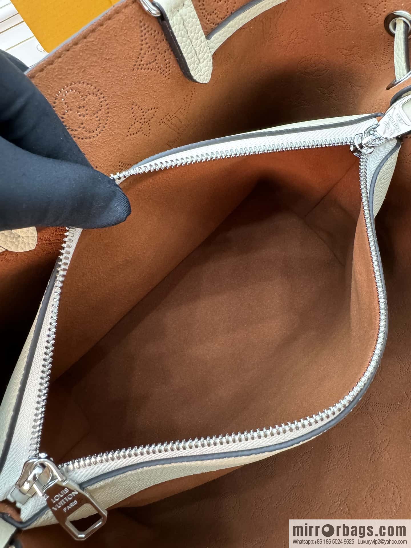 LV M59203 BELLA TOTE handbag