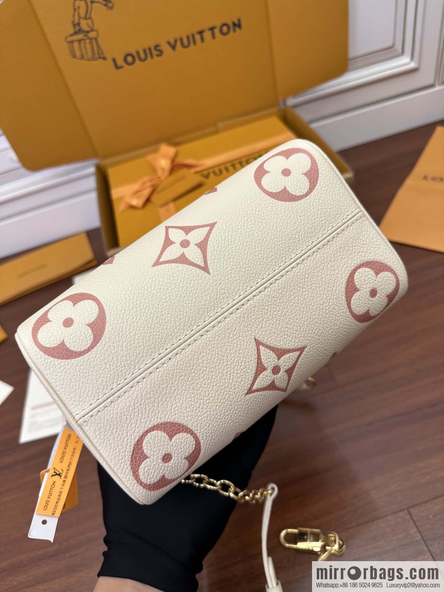 LV M46397 Speedy Bandoulière 20