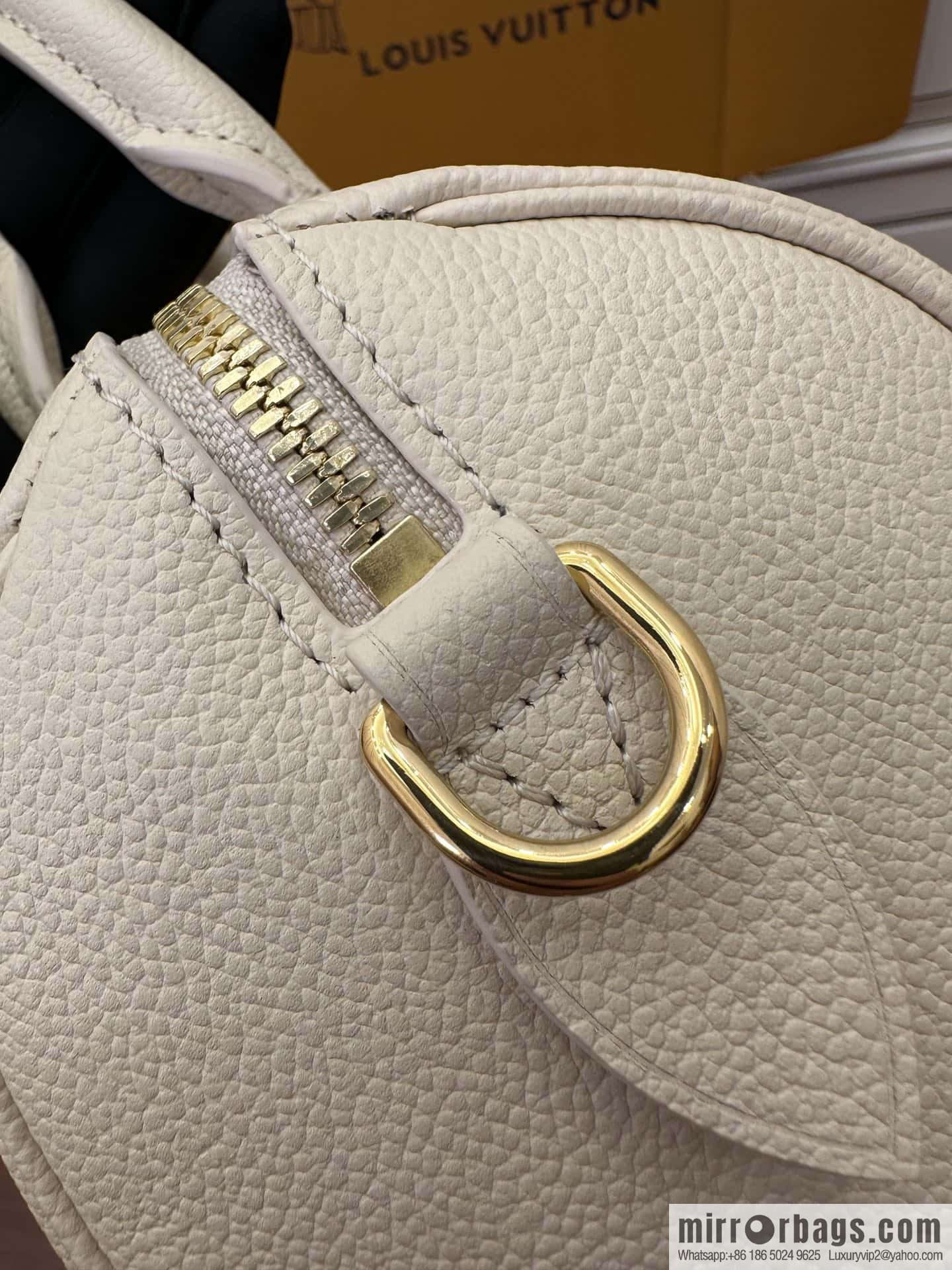 LV M46397 Speedy Bandoulière 20