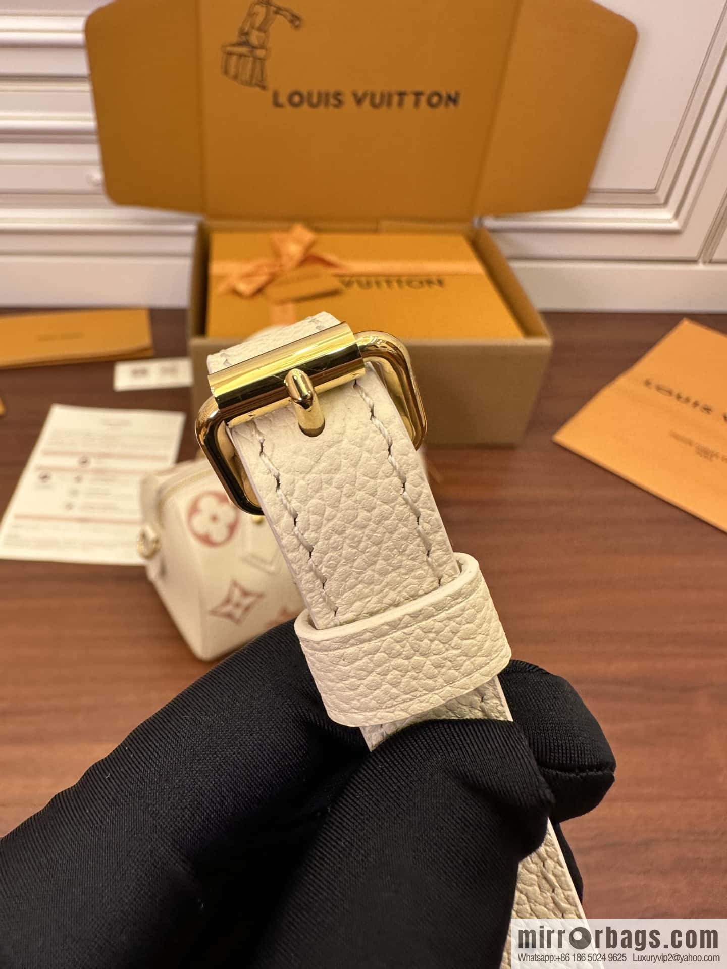 LV M46397 Speedy Bandoulière 20
