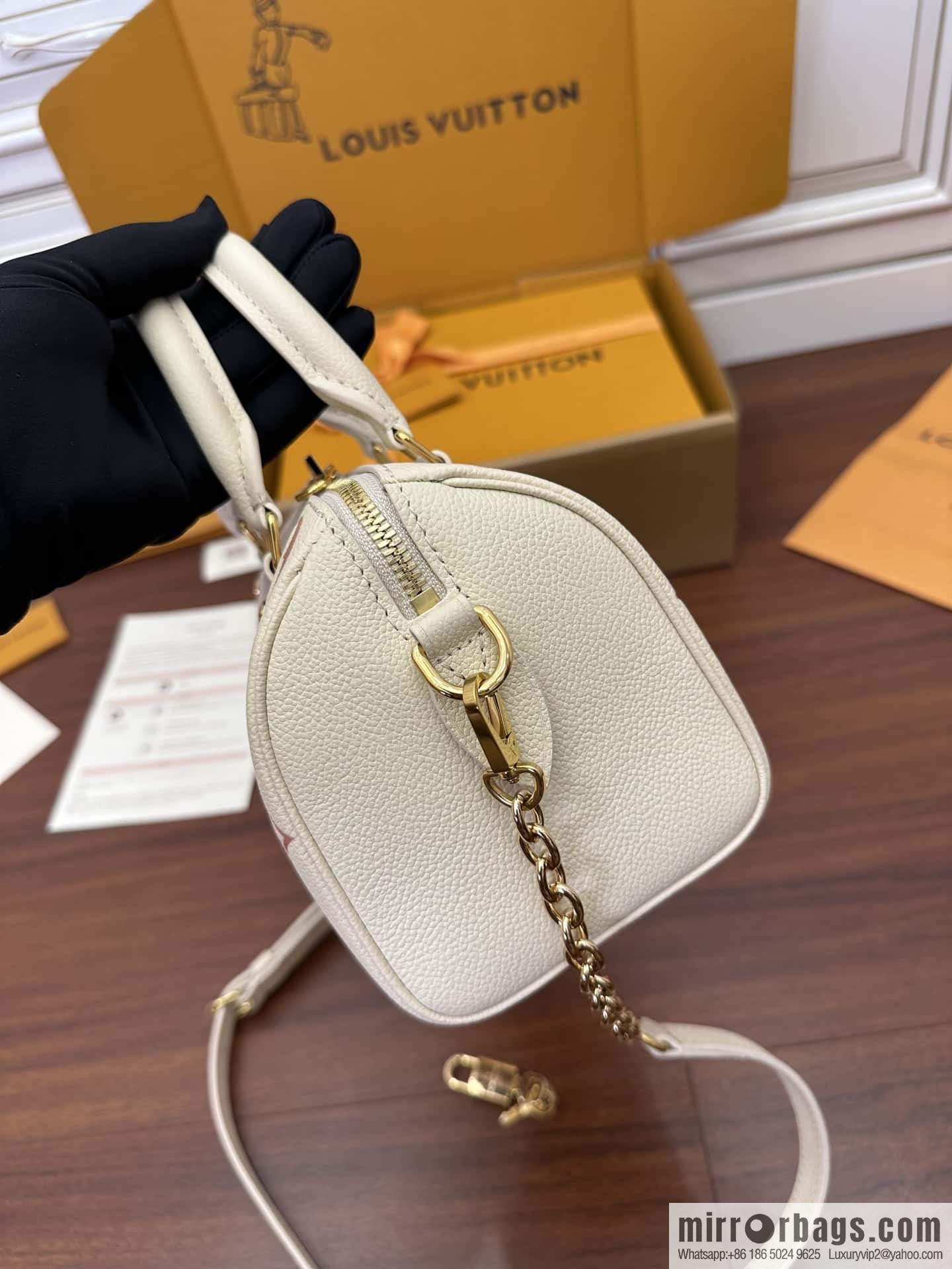 LV M46397 Speedy Bandoulière 20