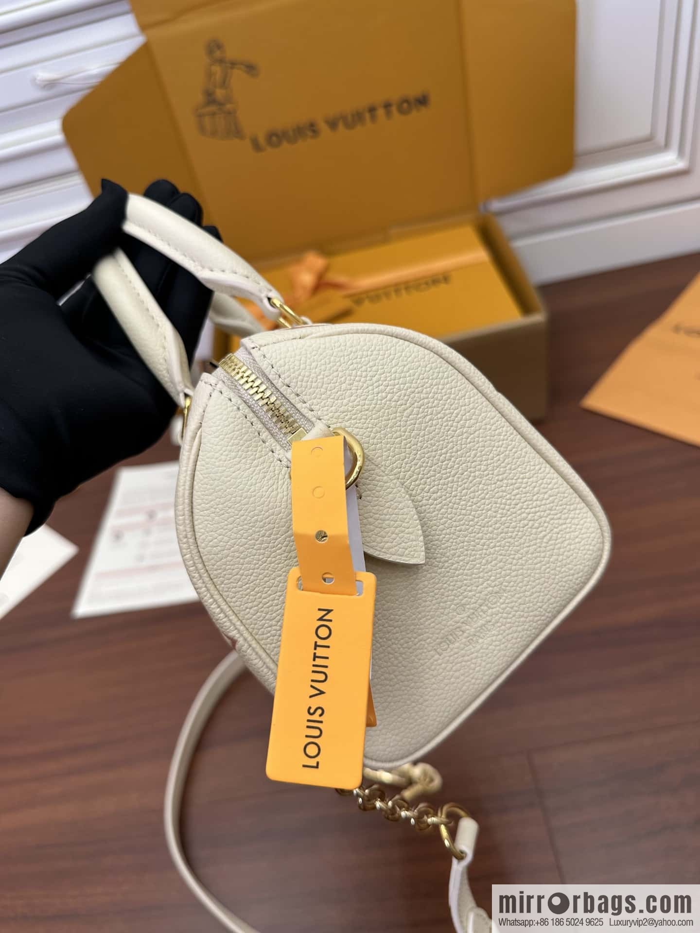 LV M46397 Speedy Bandoulière 20