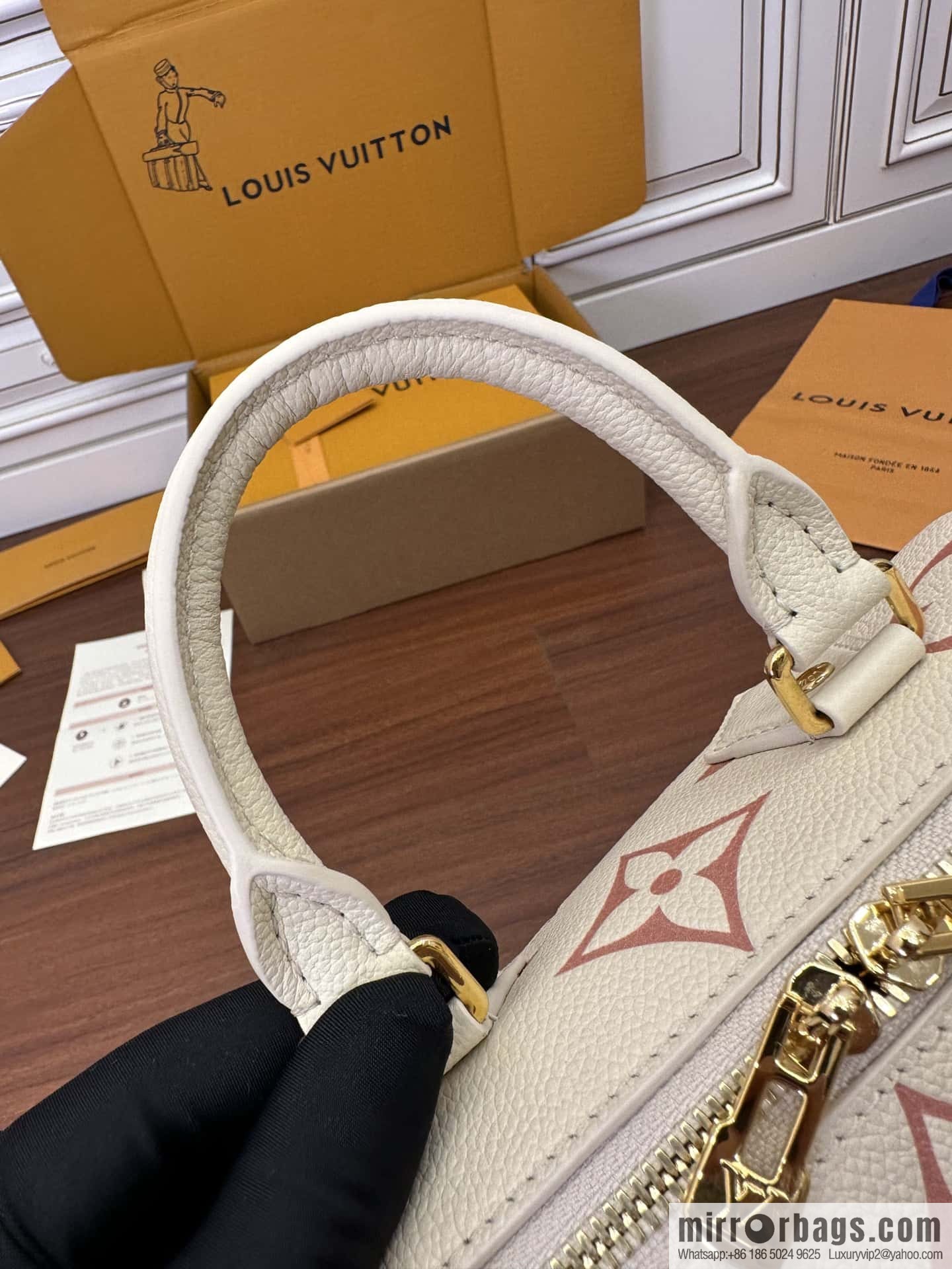 LV M46397 Speedy Bandoulière 20