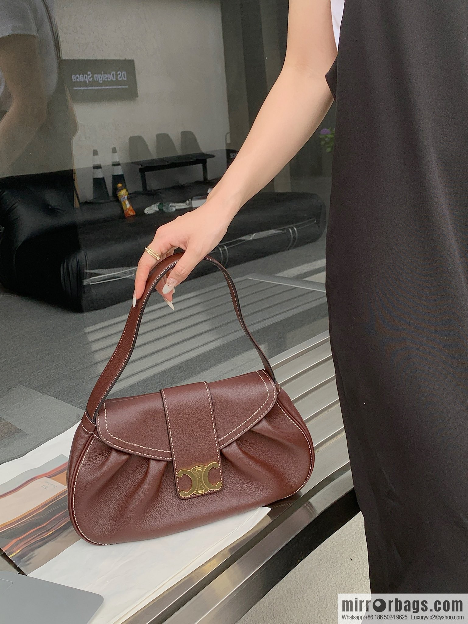CELINE POLLY Medium soft cow leather (fabric) handbag 115633 jujube red