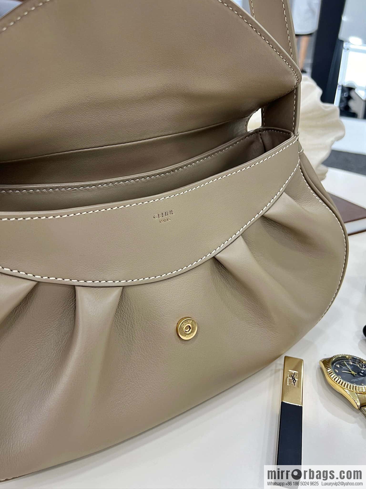CELINE POLLY Medium soft cow leather (fabric) handbag 115633 apricot