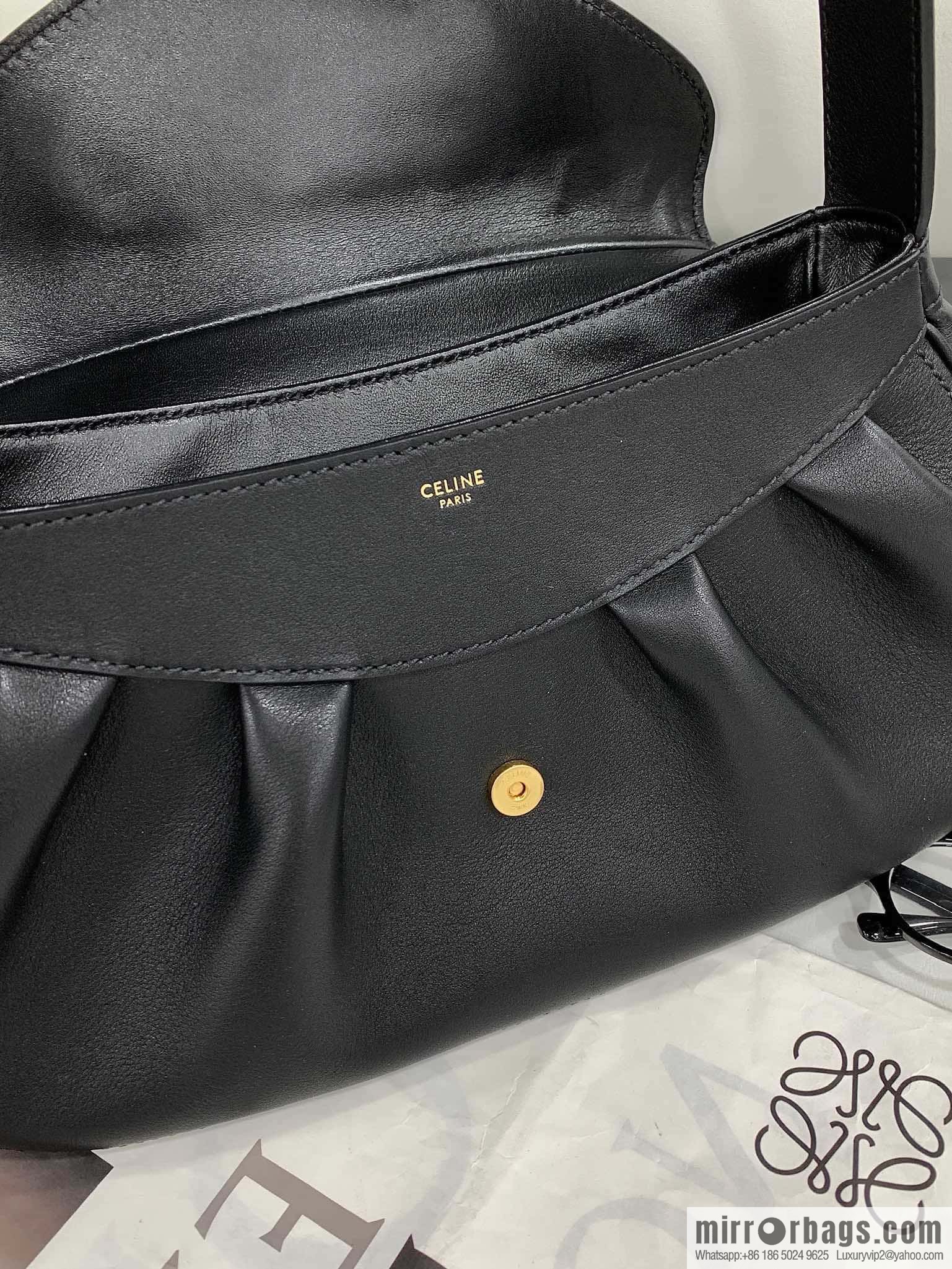 CELINE POLLY Medium soft cow leather (fabric) handbag 115633 black