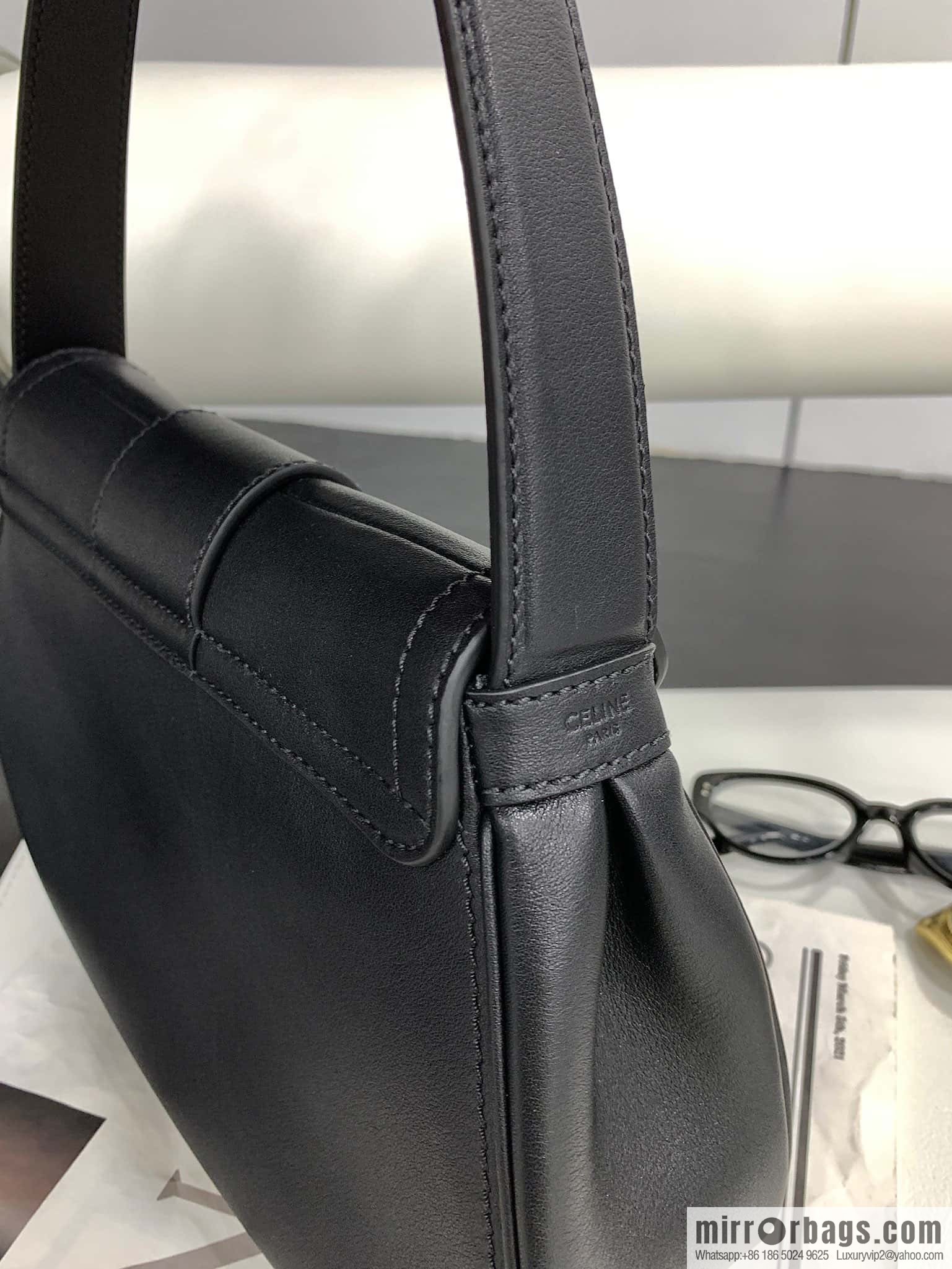 CELINE POLLY Medium soft cow leather (fabric) handbag 115633 black