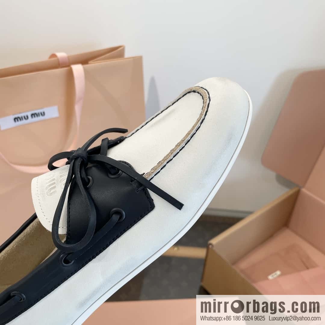 𝐌𝐢𝐮𝐌𝐢𝐮|| Miu Miu Bow Lace Up Sailing Flat Loafers
