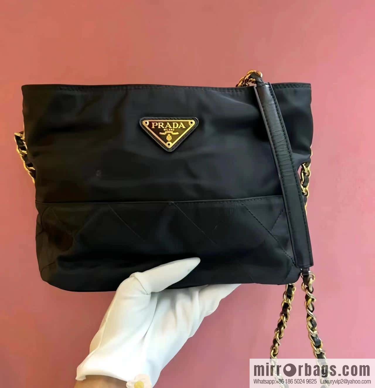 PRADA 🎉 crossbody bag 🎉🎉🎉 1BD645