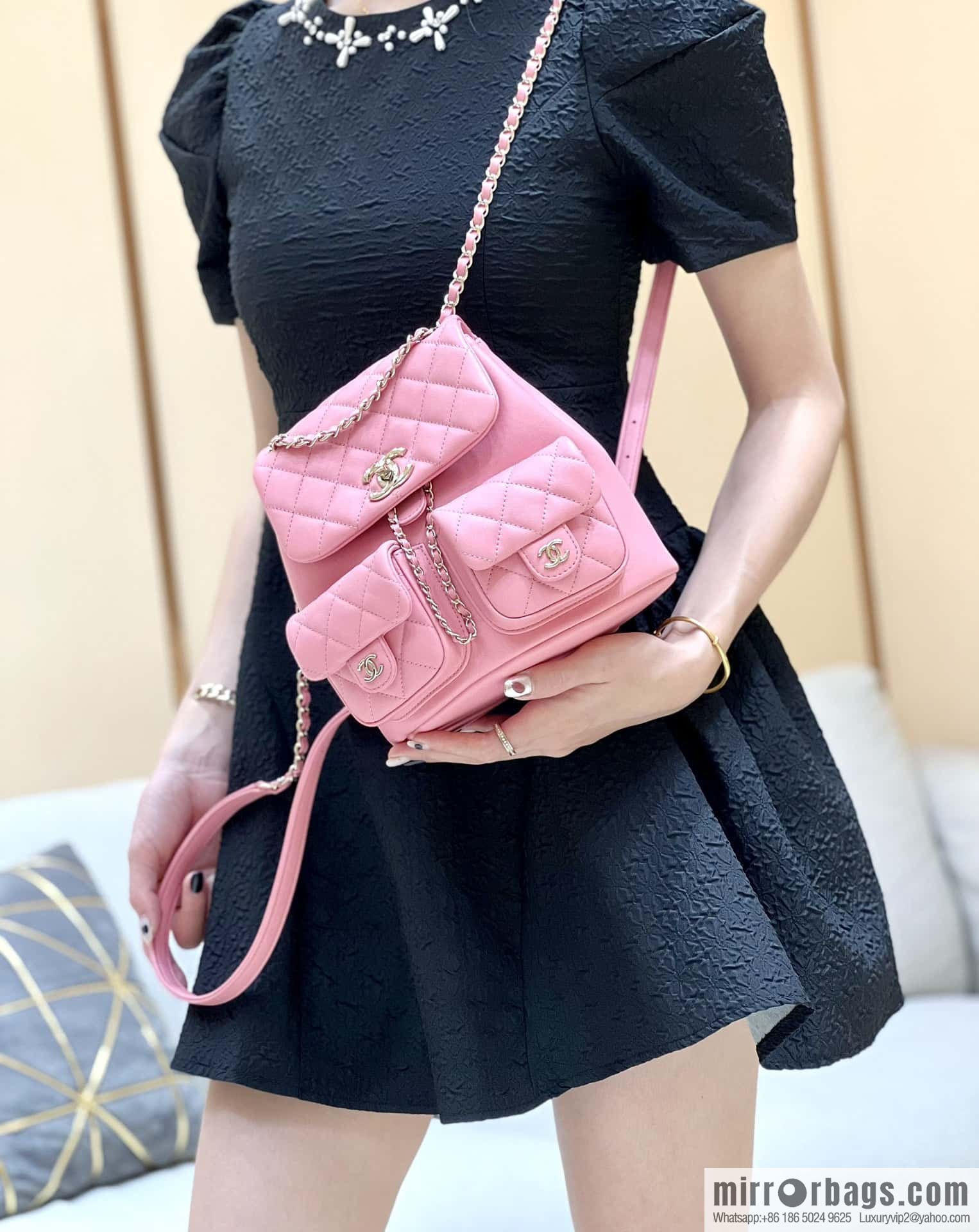 CHANEL 23P super hot frog double backpack AS3860 plain weave pink