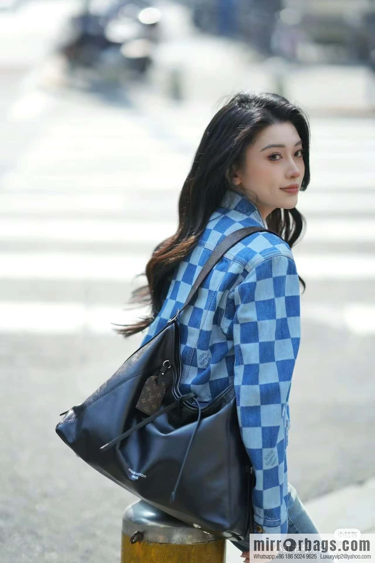 LV M25143 CarryAll MM