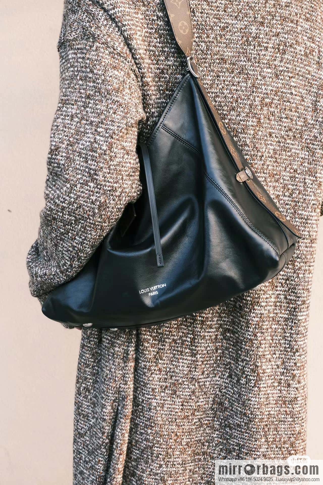 LV M25143 CarryAll MM
