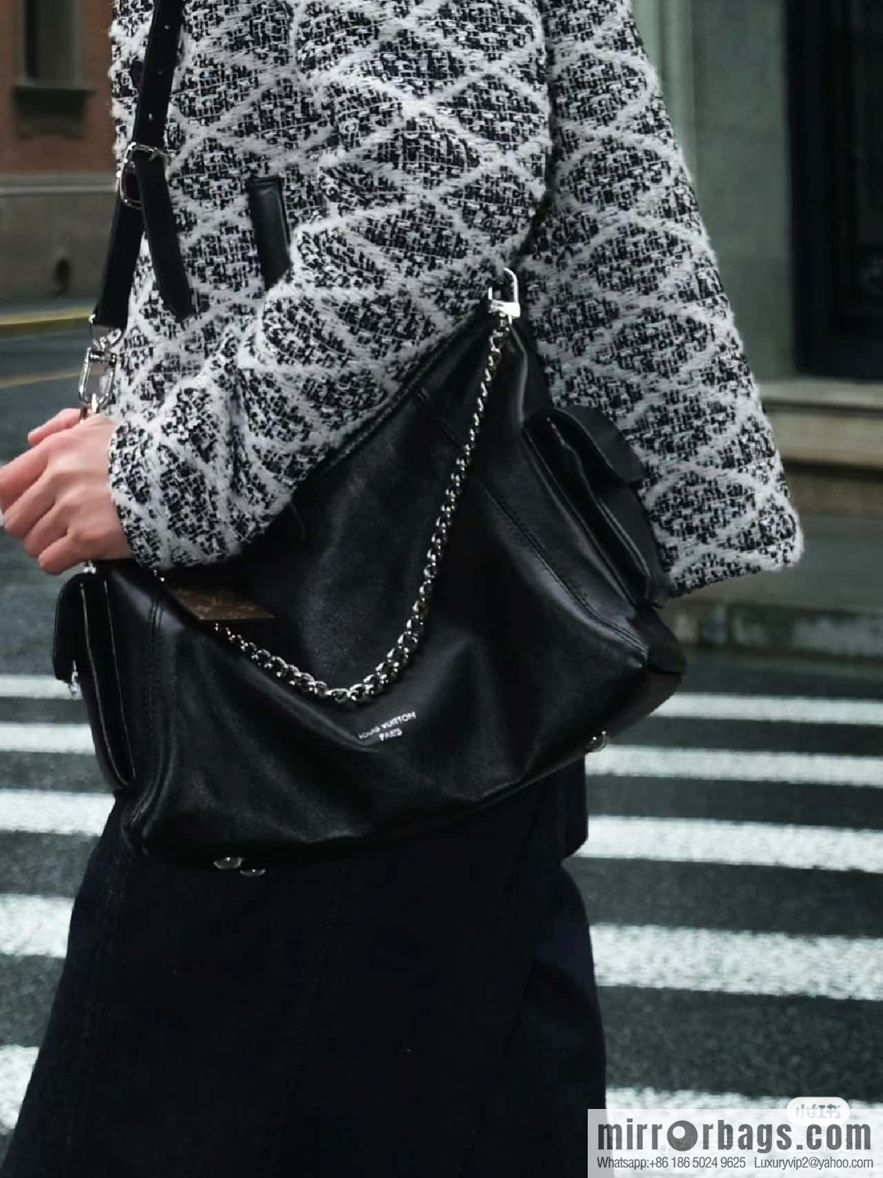LV M24861 CarryAll Cargo PM