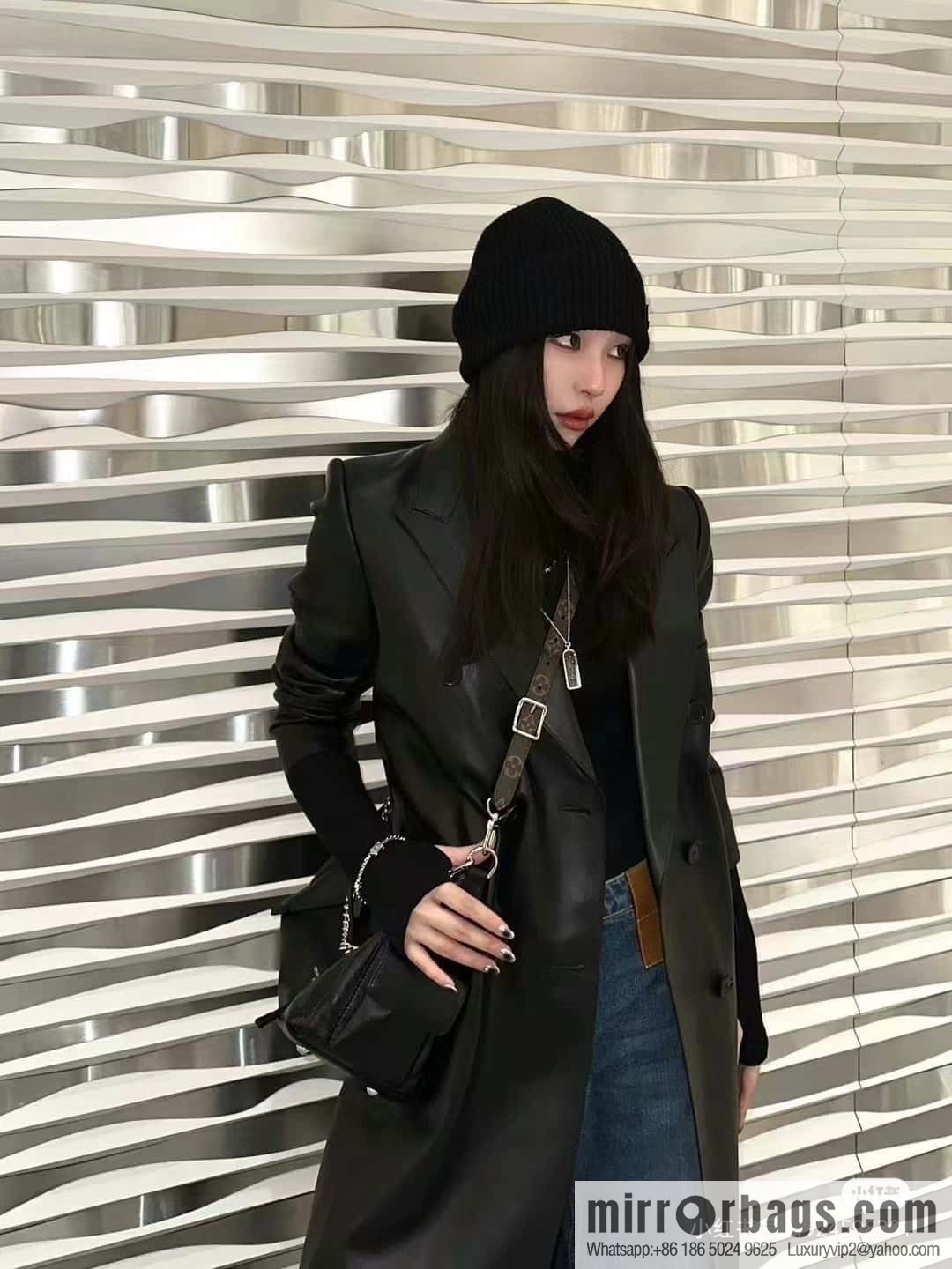 LV M24861 CarryAll Cargo PM
