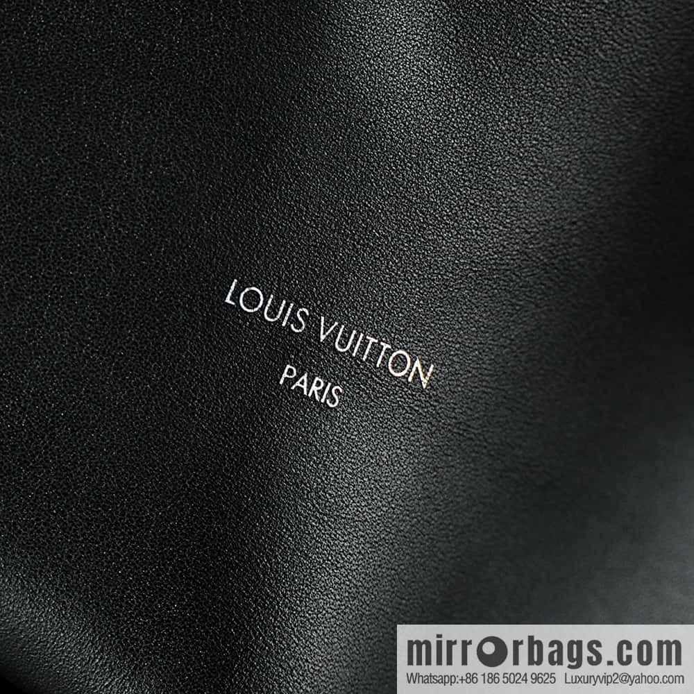 LV M24861 CarryAll Cargo PM
