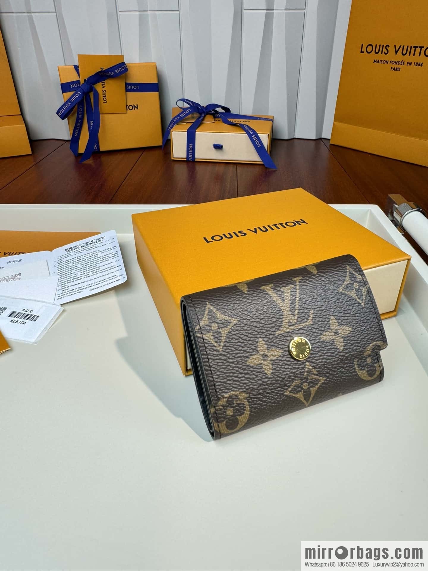 LV M68704 Premium