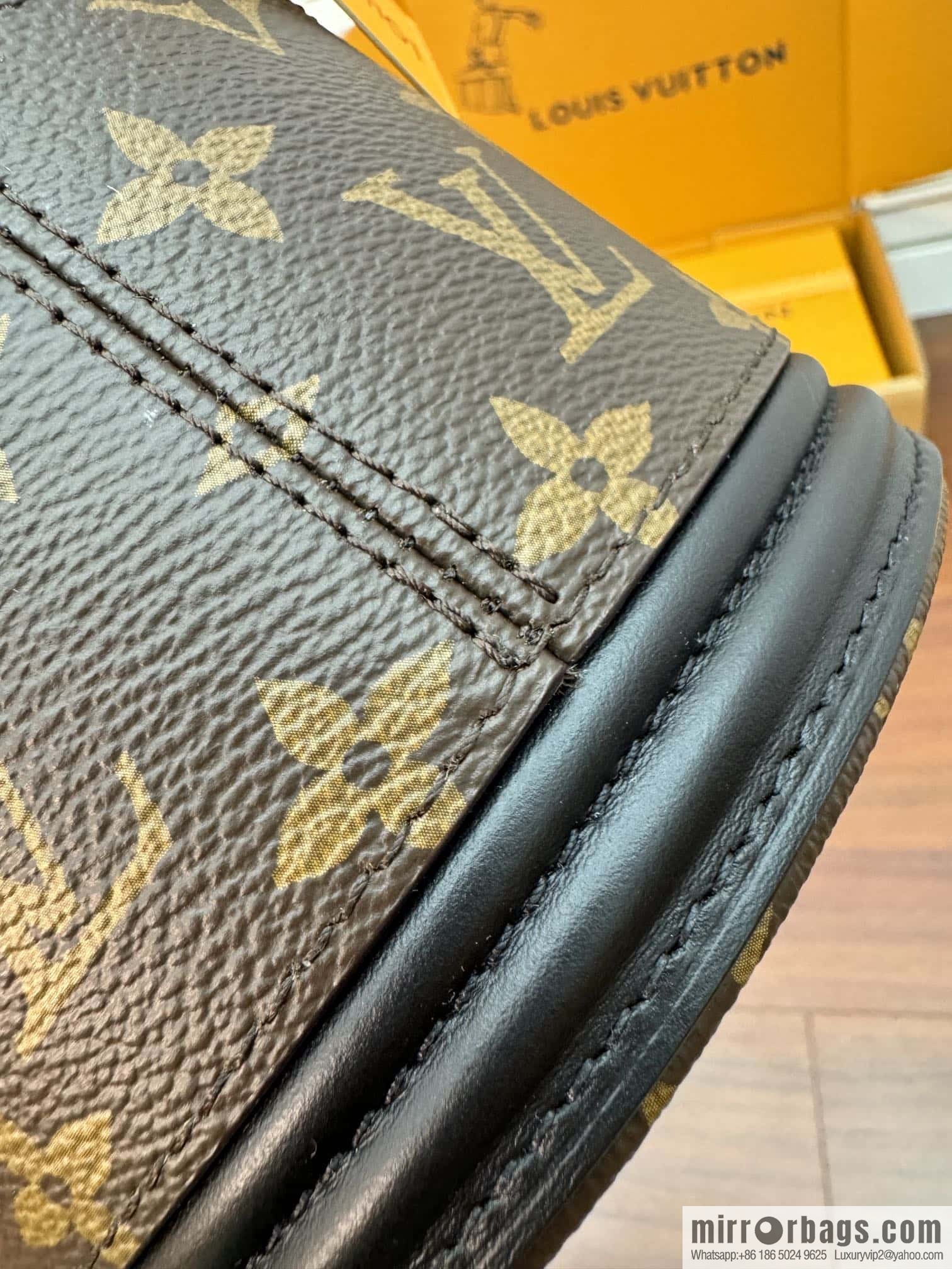 LV M83480 CANOE handbag