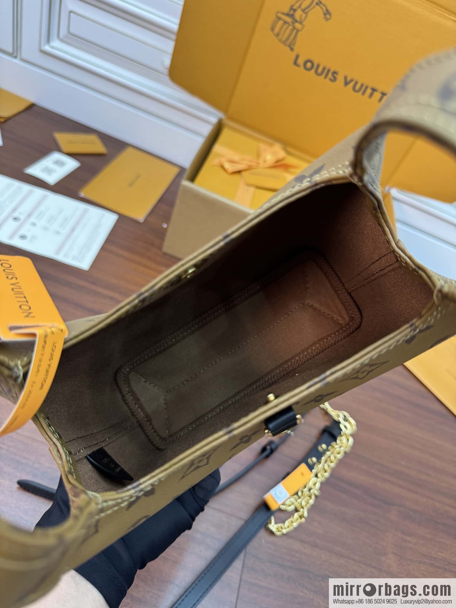 LV M46816 ATLANTIS BB handbag