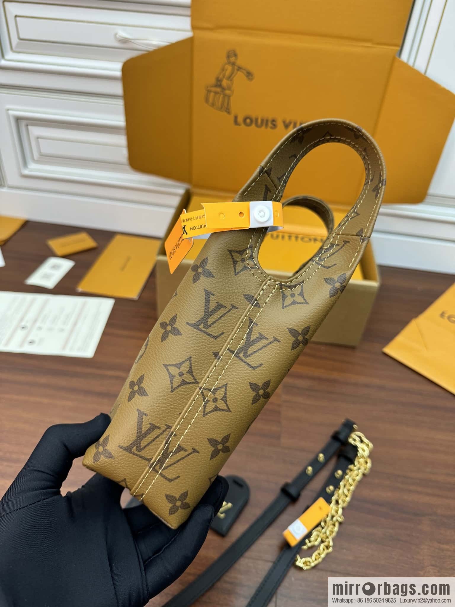 LV M46816 ATLANTIS BB handbag