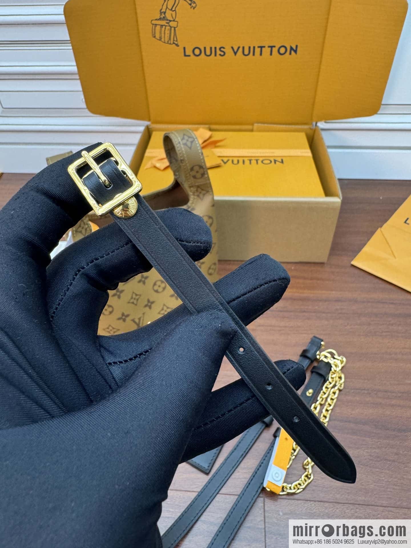 LV M46816 ATLANTIS BB handbag