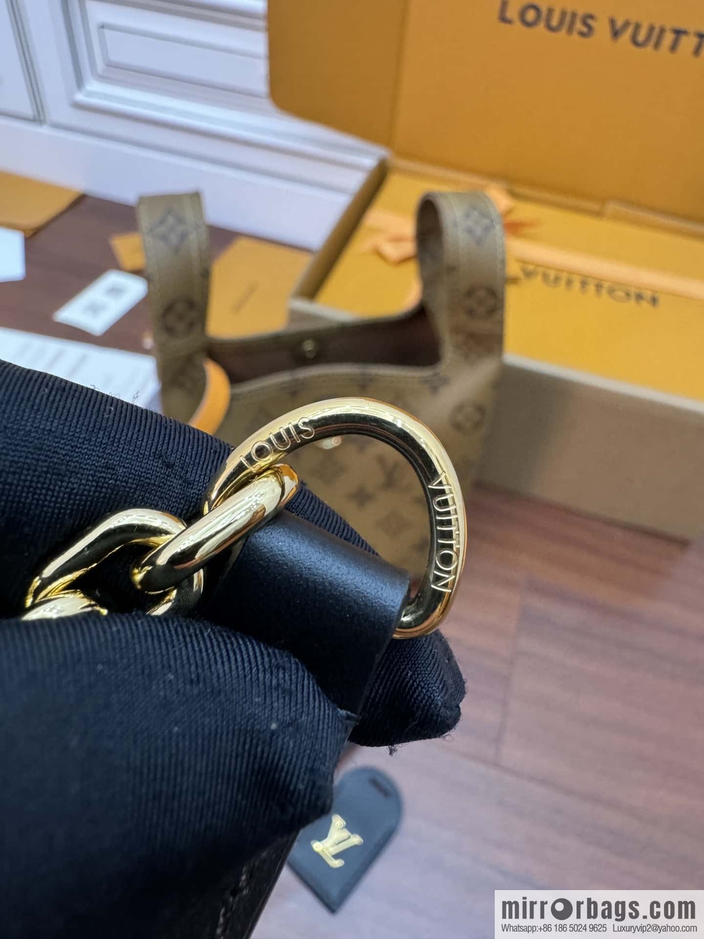 LV M46816 ATLANTIS BB handbag