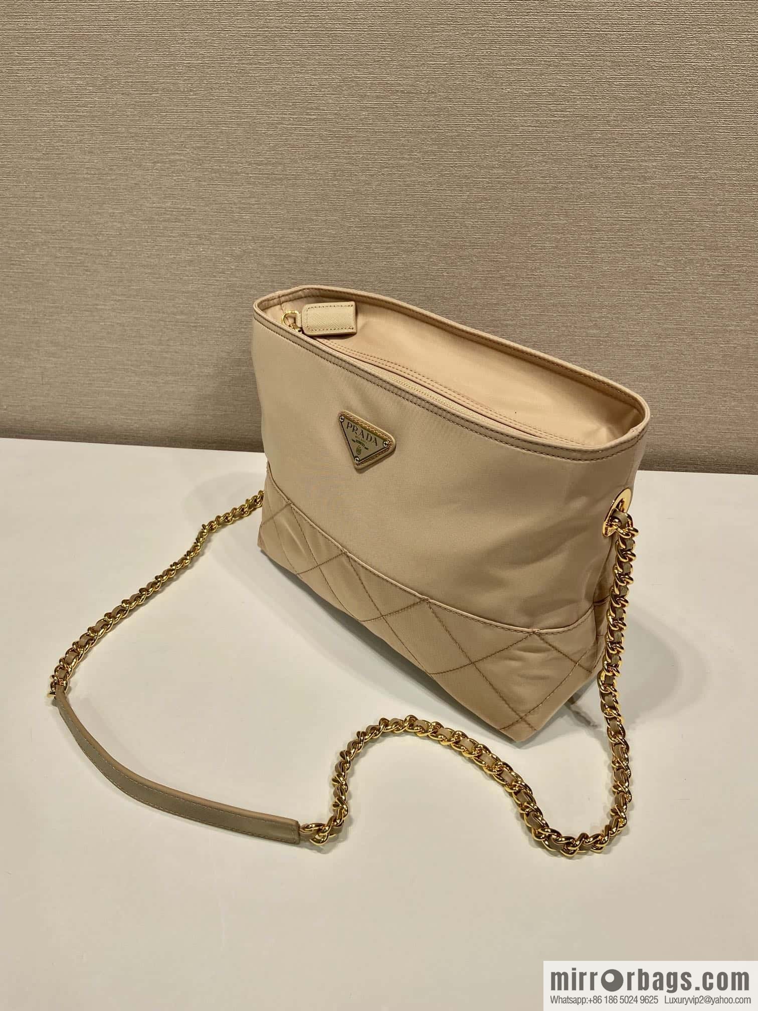 PRADA 🎉 crossbody bag 🎉🎉🎉 1BD645 apricot