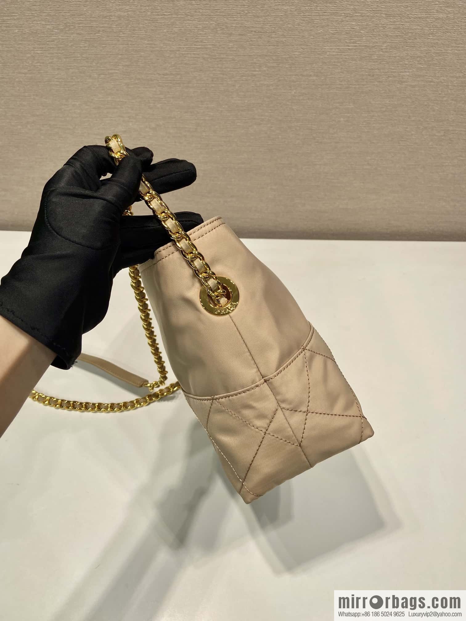 PRADA 🎉 crossbody bag 🎉🎉🎉 1BD645 apricot