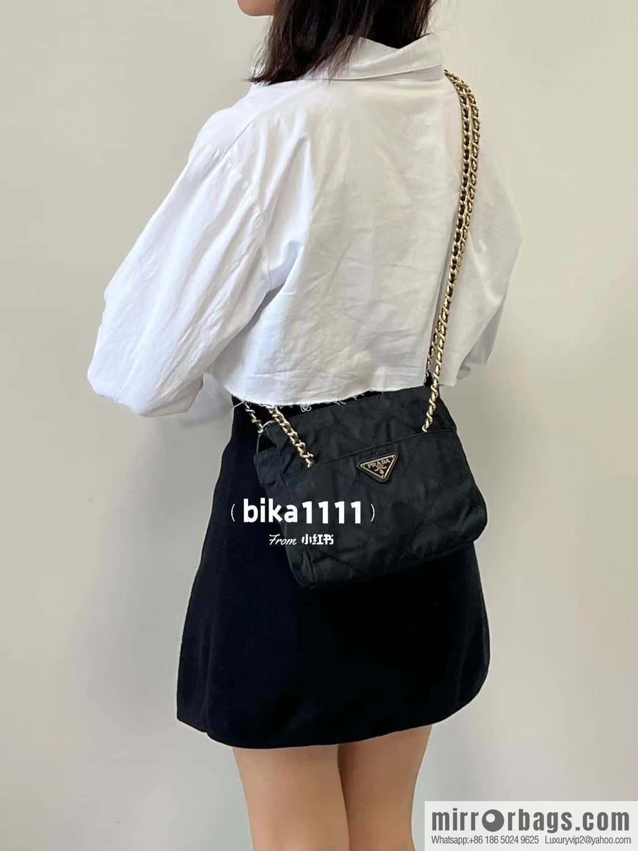 PRADA 🎉 crossbody bag 🎉🎉🎉 1BD647