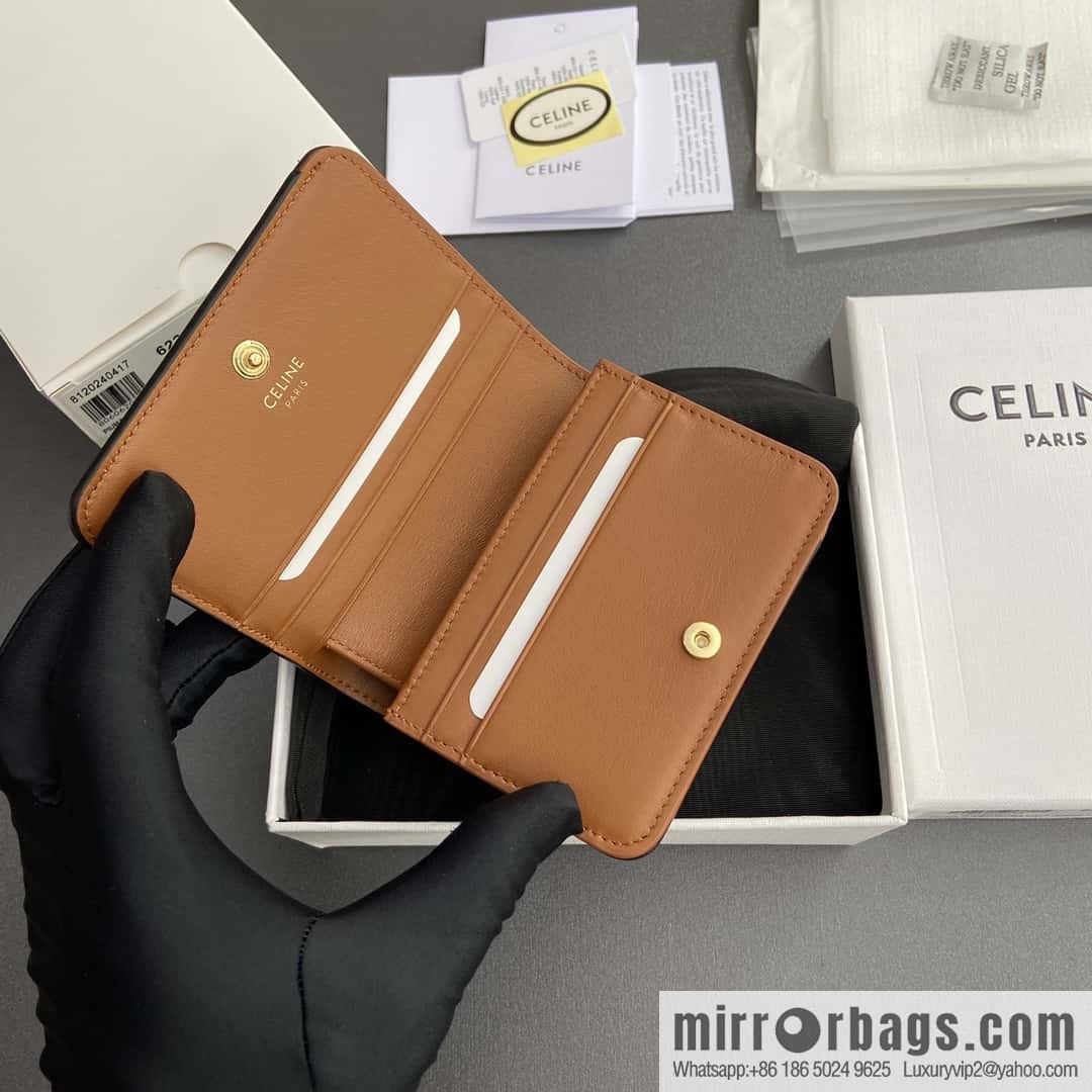CELINE TRIOMPHE logo printed short wallet 10K623DPV.38NO 622
