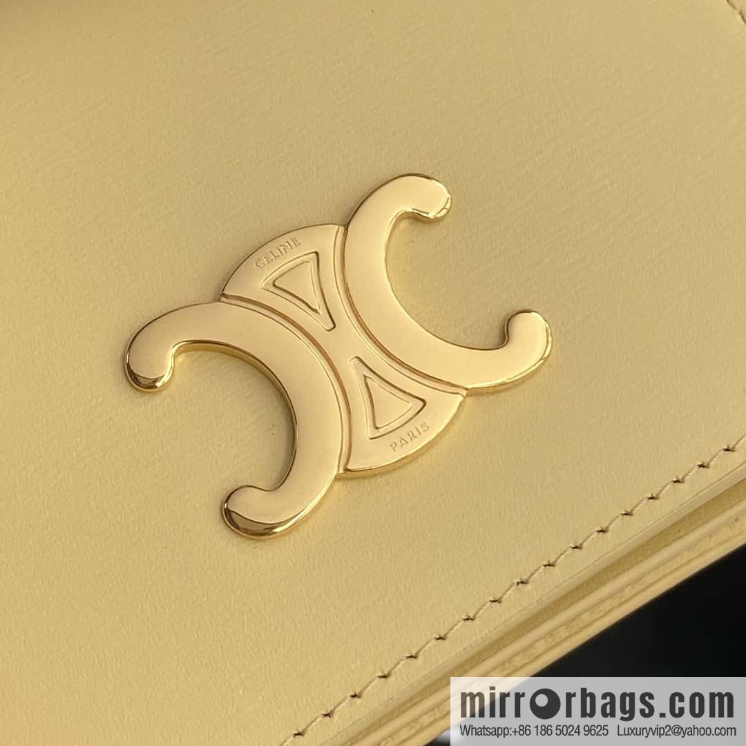 Celine TRIOMPHE shiny cow leather (fabric) short wallet 10K623DPV.38NO 622