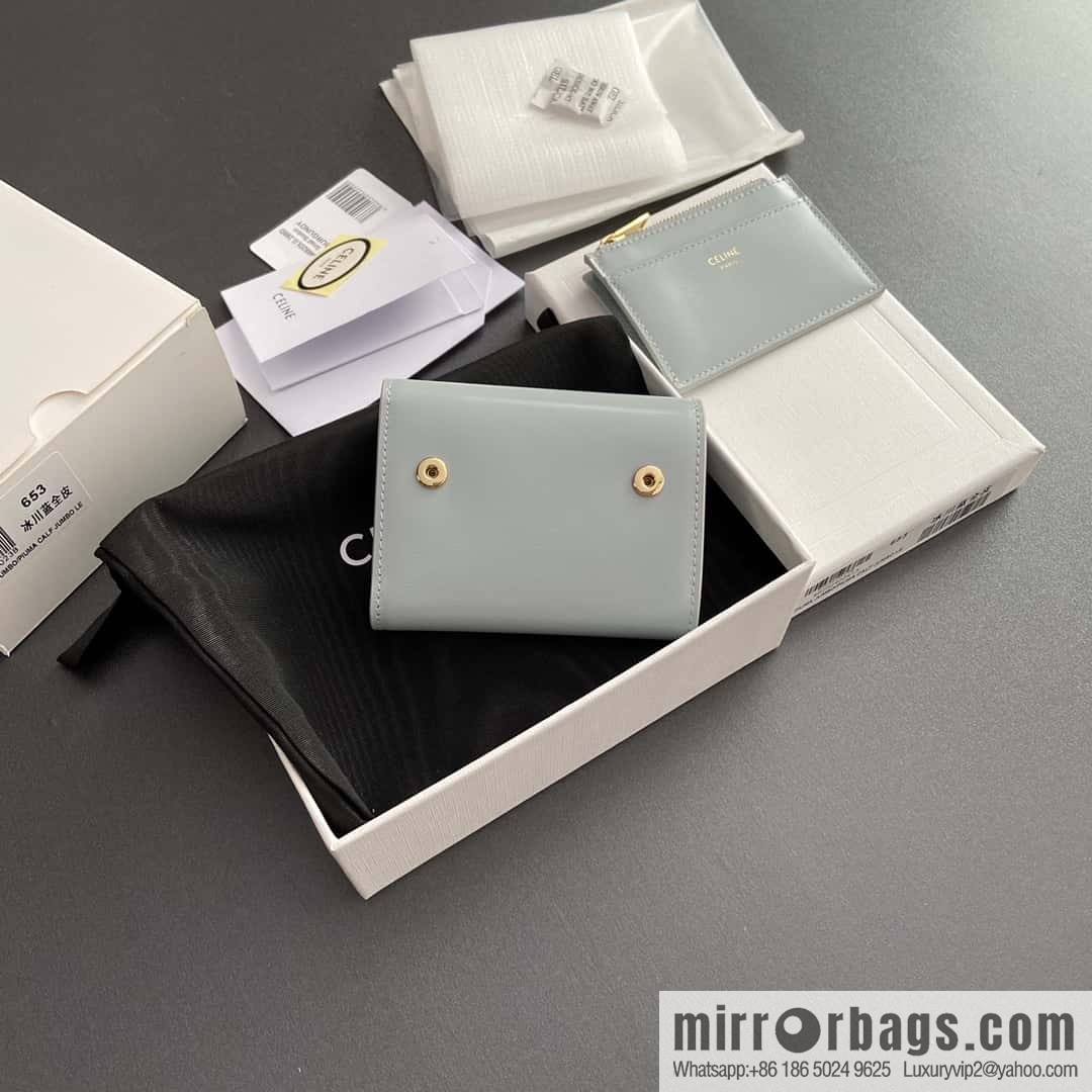 Celine TRIOMPHE glossy leather (fabric) short wallet 10l653DS3.04LU652