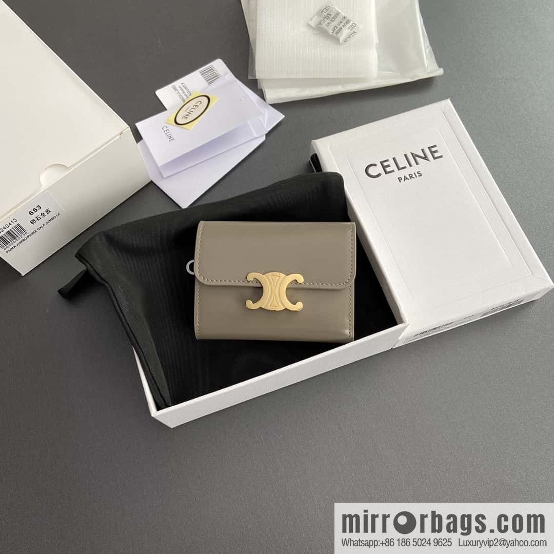 Celine TRIOMPHE glossy leather (fabric) short wallet 10l653DS3.04LU652