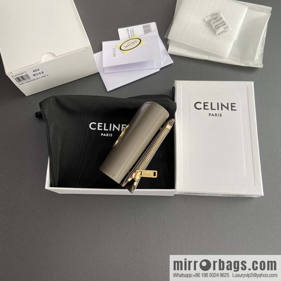 Celine TRIOMPHE glossy leather (fabric) short wallet 10l653DS3.04LU652