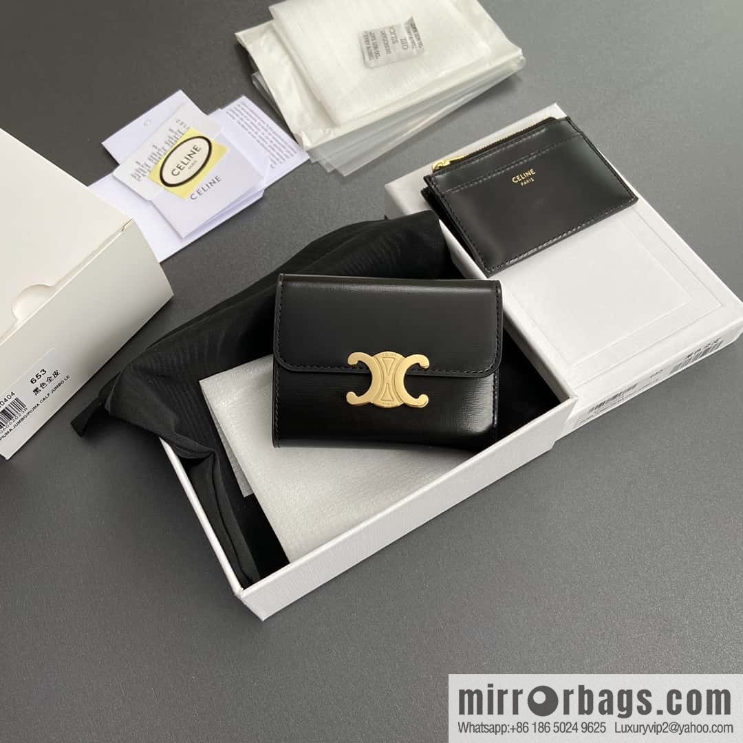 Celine TRIOMPHE glossy leather (fabric) short wallet 10l653DS3.04LU652
