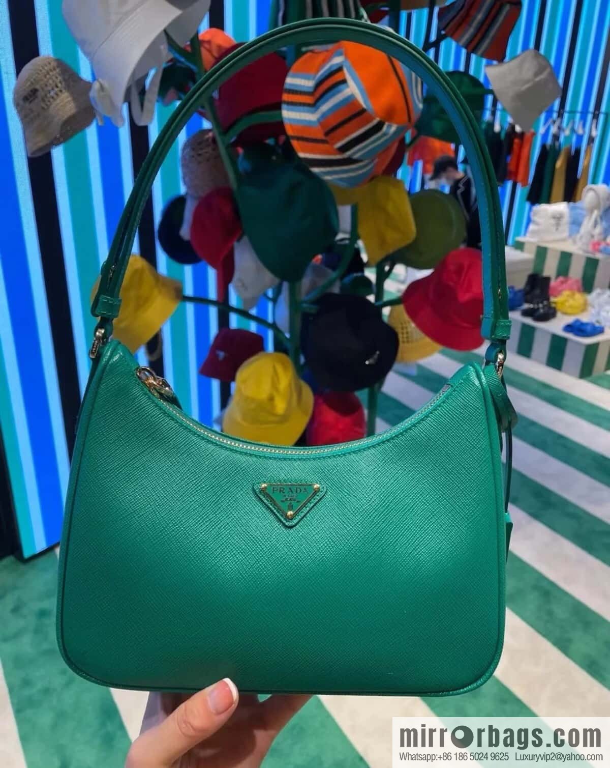Prada 1BC204B Hand carry/armpit bag/crossbody bag