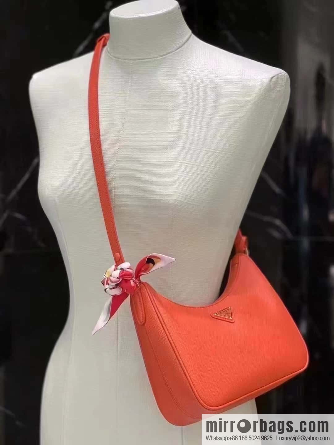 Prada 1BC204B Hand carry/armpit bag/crossbody bag