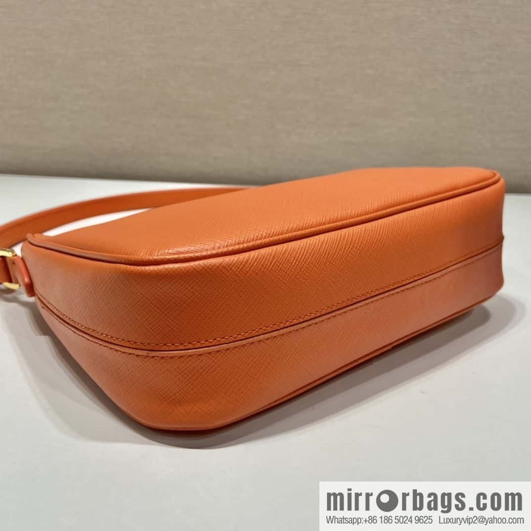 Prada 1BC204B Hand carry/armpit bag/crossbody bag