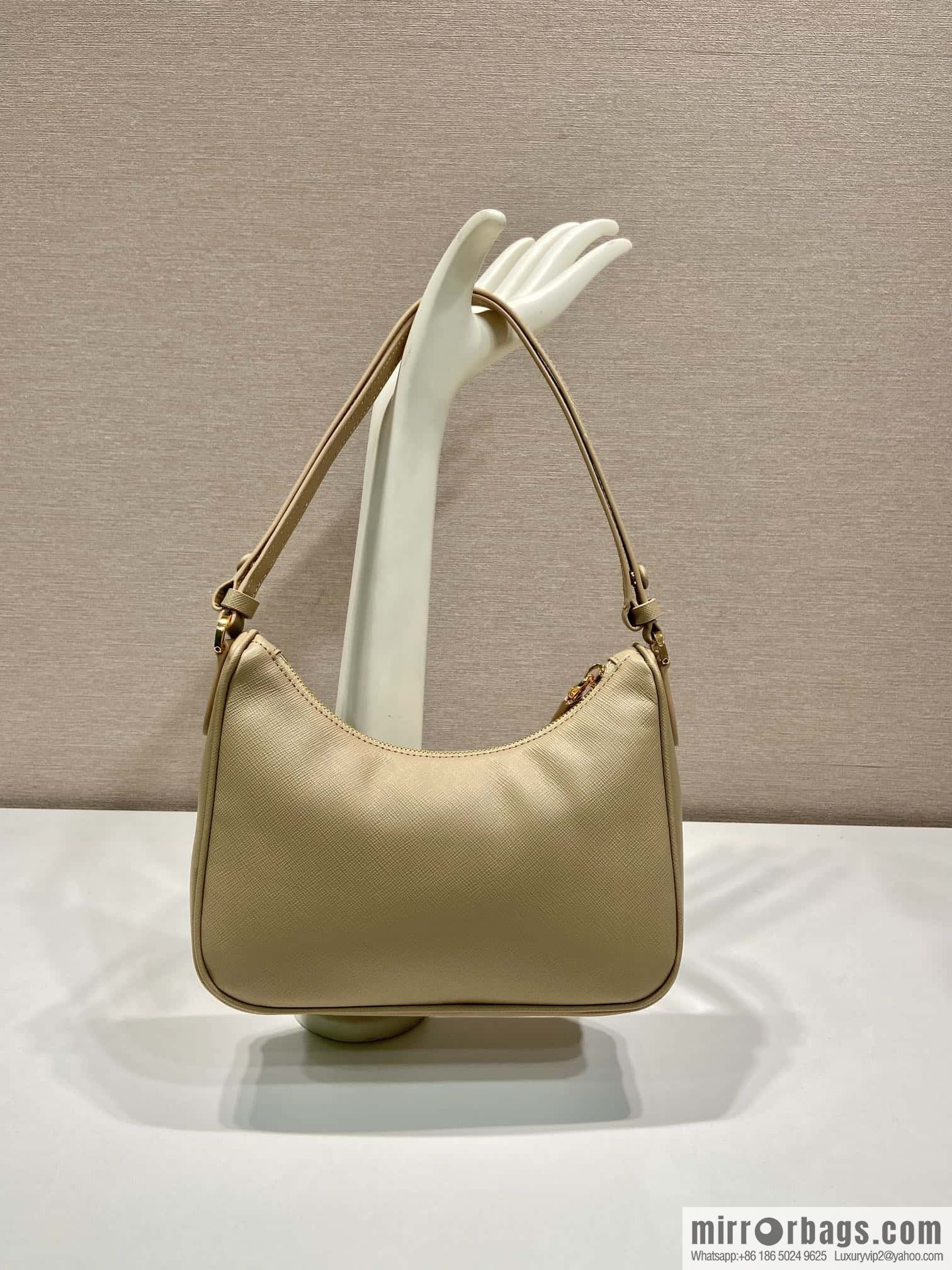 Prada 1BC204B Hand carry/armpit bag/crossbody bag